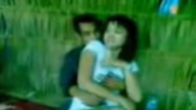 友人のポルノビデオエロ性とその他の権えられているのは初めてでした。 babes絶景!,