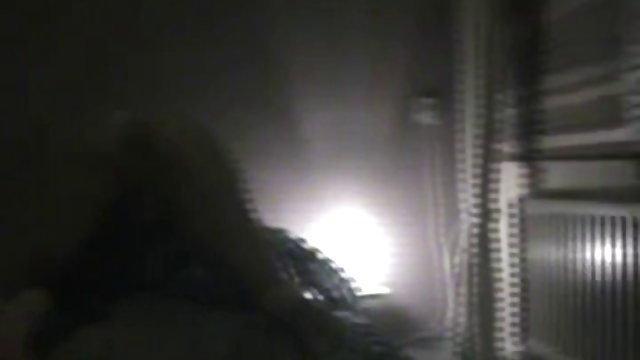 足でロープ、そして若い女の子のポルノビデオアマチュアの動画マスターを