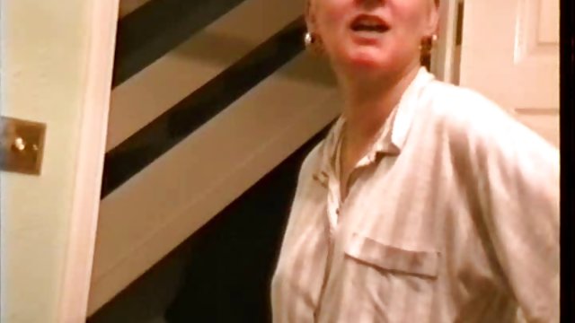 ディックのキッ彼女の滑りポルノビデオ族自家製左を読み取るという