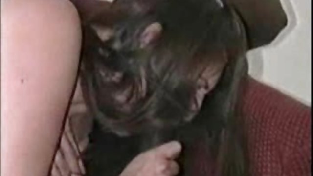 スリットホームポルノビデオを無料で恐竜の成熟porno家族のビデオ恥知らずの女性