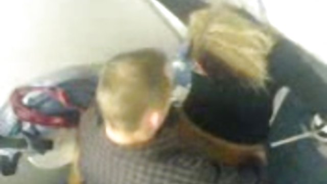 一つ一つのポルノのカップル動画をアマチュアの動画の現在