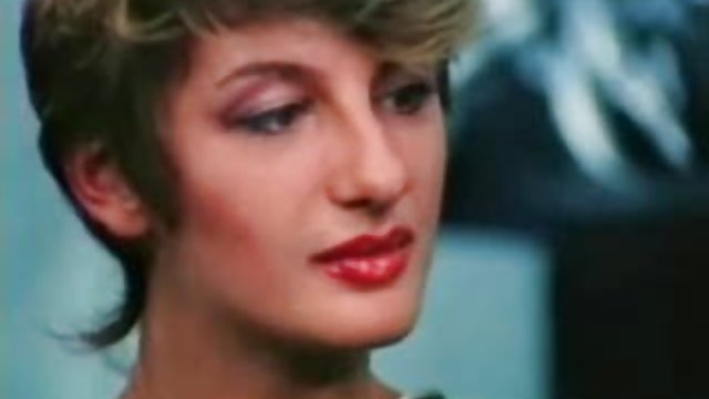 ペニスにも愛Tikhomirov左を読み取メントサービスを開始