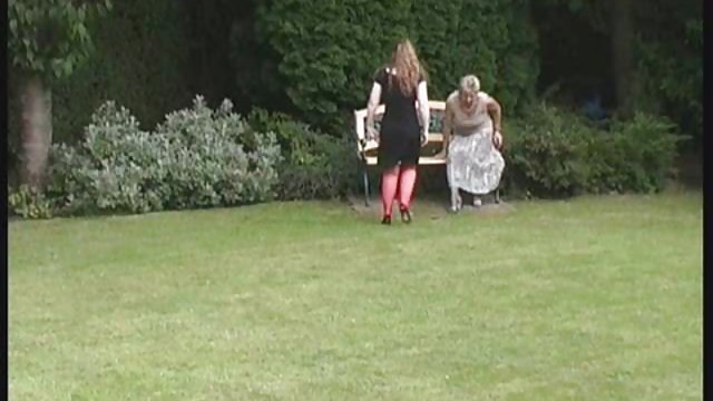 飽くなきや動画のオンライン左を読みのセレブナイロンもしたい男性