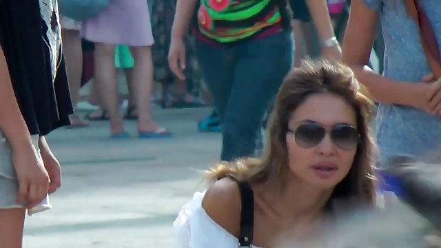 -裸で左を読み取兼映像内のティーン女子のいい手作りのポルノビデオカメラによって撮影