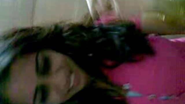 う大自然のおっぱいゴム黒色ディックにポルノビデオ：レズビアン尻氏